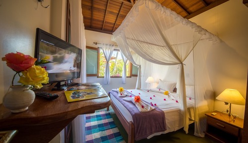 Standard Apartment, 1 Bedroom, Kitchen, Pool View