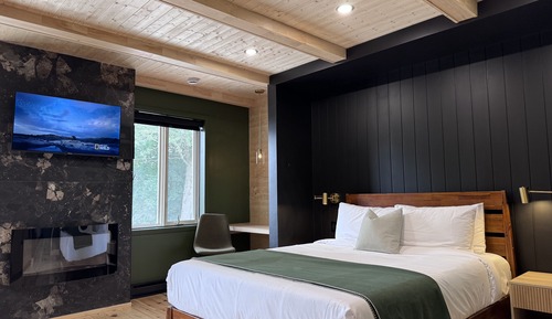 Signature Room