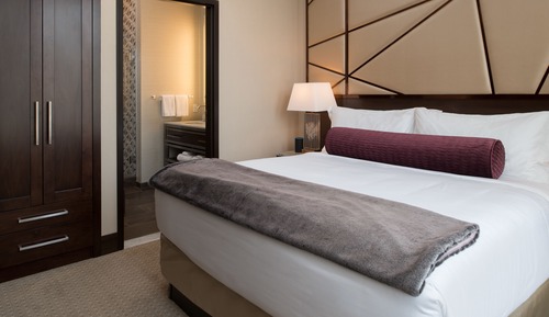 Penthouse, 1 King Bed (Cityscape)
