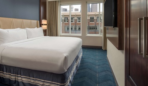 Suite, 1 King Bed with Sofa bed (2 Rooms)