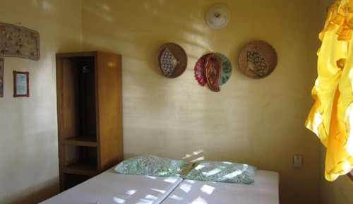 Economy Room