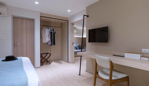 Bell B Suite (King Bed+Sofa Bed)
