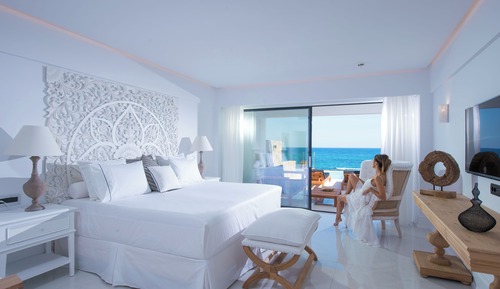 Luxury Room, Private Pool (Guestroom, Sea Front)