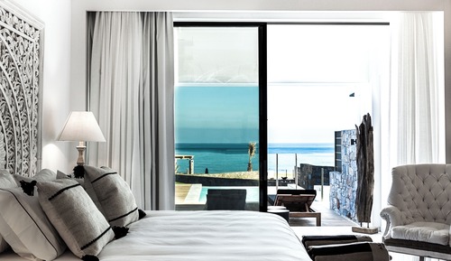 Luxury Loft, Private Pool (Seafront)
