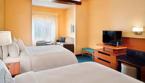 Suite, Multiple Beds (Hearing Accessible)