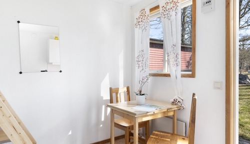 Cabin, Shared Bathroom (Bromöbyn)