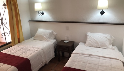 Single Room, 2 Twin Beds