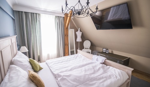Deluxe Double Room (Castle view)