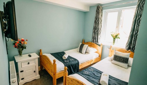 Deluxe Quadruple Room