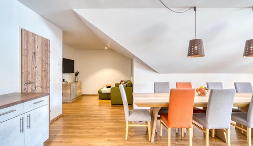 Deluxe Apartment, 5 Bedrooms, Balcony, Mountain View