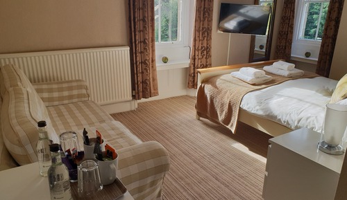 Double Room (Fenwick Large Double)