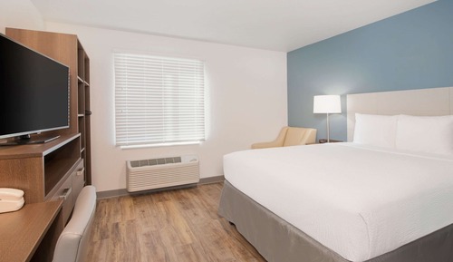Room, 1 Queen Bed, Accessible, Non Smoking (Roll In Shower)