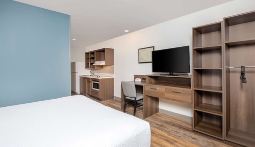 Room, 1 Queen Bed, Accessible, Non Smoking (Bathtub)