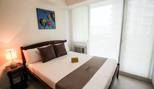 Deluxe Condo, 1 Bedroom, Kitchen, Pool View