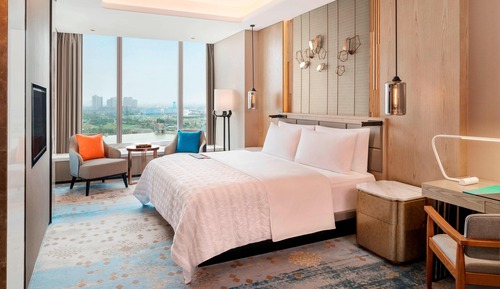 Club Room, 1 King Bed