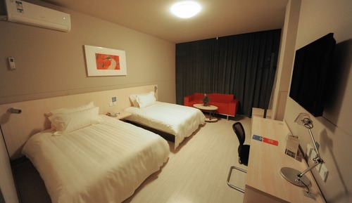 Business Twin Room (B)