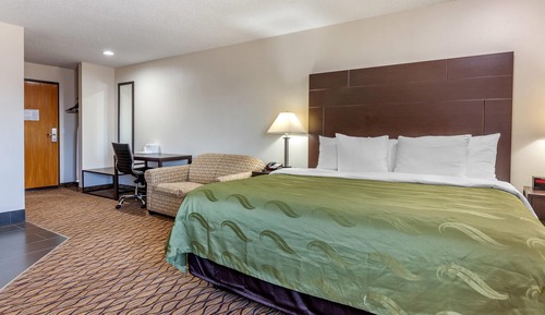 Suite, 1 King Bed with Sofa bed, Non Smoking