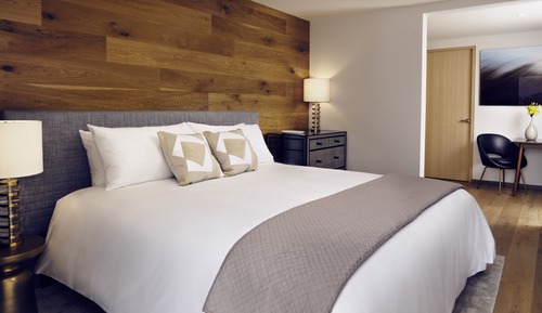 Comfort Studio Suite, 1 King Bed, Terrace, City View
