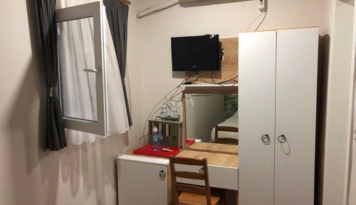 Standard Single Room, Smoking