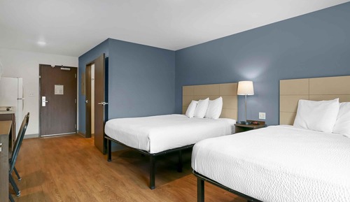 Standard Studio, 2 Queen Beds, Non Smoking, Refrigerator & Microwave