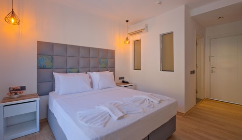 Superior Double Room, Non Smoking, Pool View