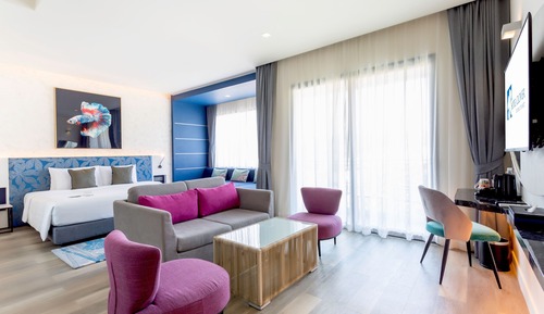 Signature Suite