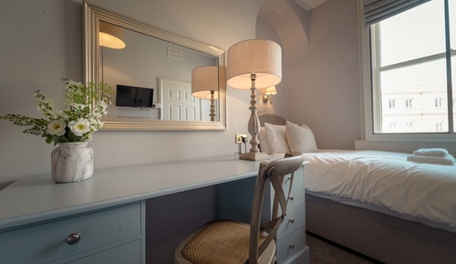 Twin Room, Ensuite