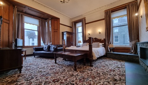 Executive Room, 1 King Bed, Park View