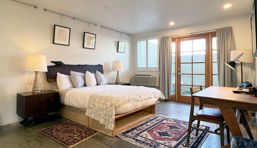 Astro Accessible Queen w/Patio