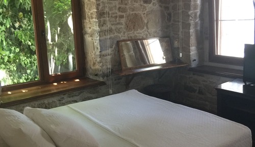 Suite, Sea View