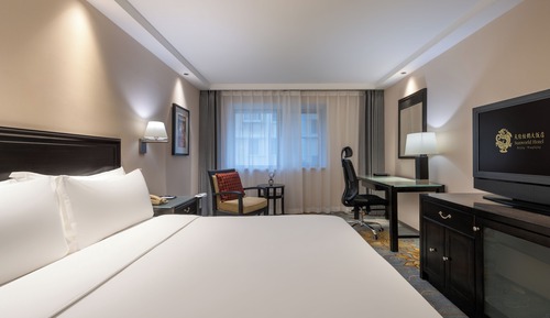 Standard King Room