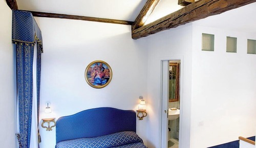 Classic Double Room