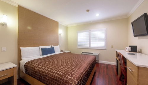 Deluxe Room, 1 King Bed