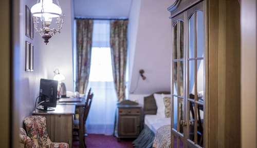 Basic Double Room