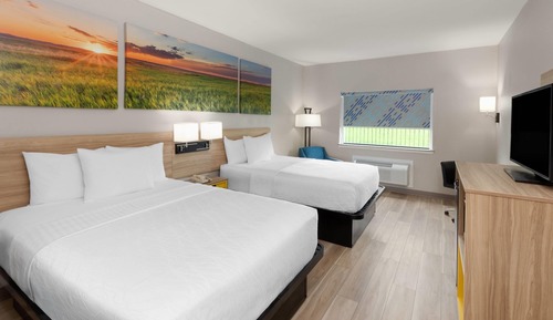 Room, 2 Queen Beds, Accessible, Non Smoking (Mobility, Tub w/grab bars)
