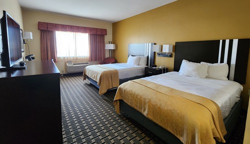 Room, 2 Queen Beds, Non Smoking