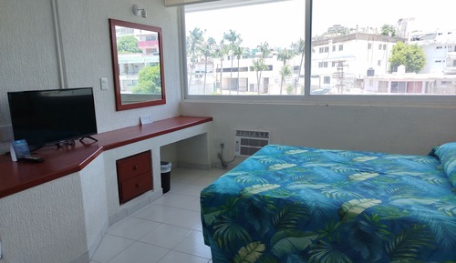 Standard Room, Street View
