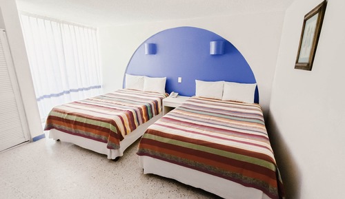 Standard Room, Balcony, Pool View
