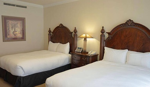 Premier Room, 2 Queen Beds, Patio, Courtyard Area
