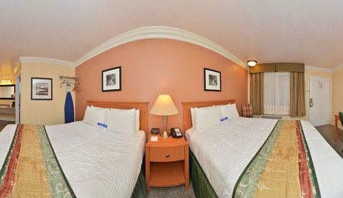 Deluxe Room, 2 Queen Beds, Non Smoking