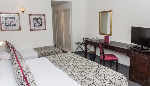 Superior Triple Room