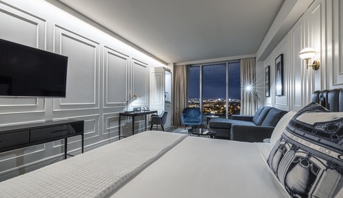 Room Citadine with King bed and Sofa bed