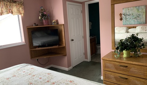 Condo, 2 Bedrooms (401)