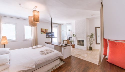 Passionate Room