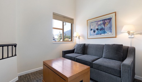 Condo, 2 Bedrooms + Loft (Unit 309)
