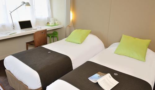 Next Generation, Room, 2 Twin Beds