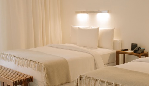Room, 2 Queen Beds, Balcony