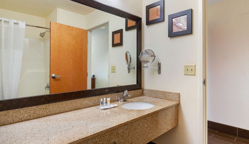 Suite, 1 King Bed, Non Smoking