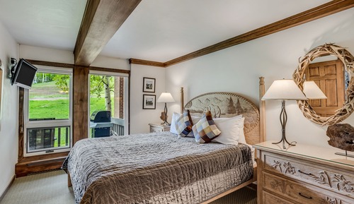 Interlude Premier 2-Bedroom 205