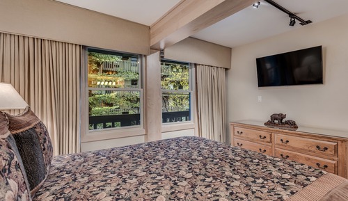 Interlude Deluxe 2-Bedroom 202
